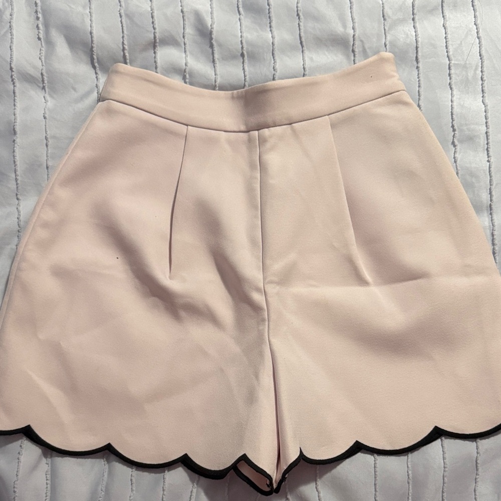 Kendall & Kylie Light Pink Scalloped High Waist Shorts